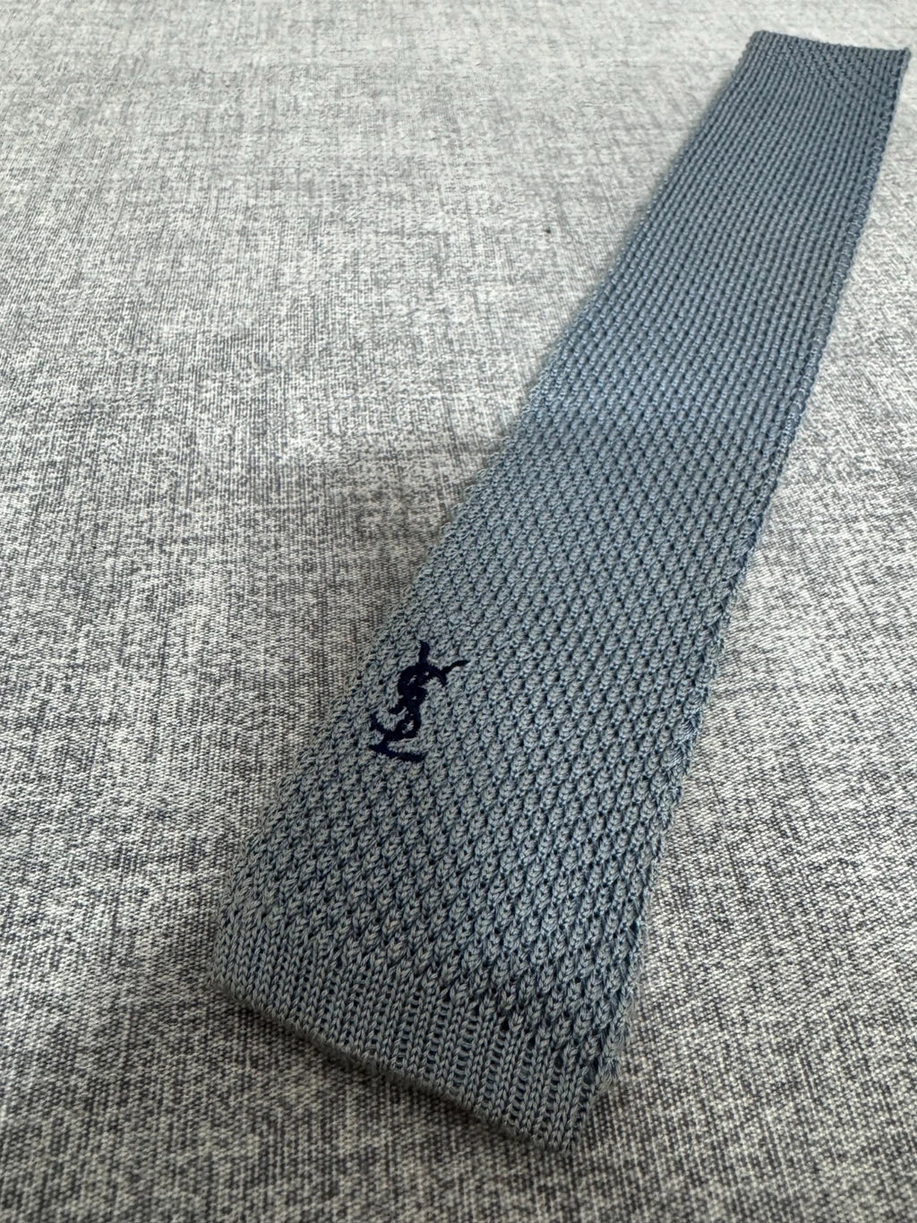 Cravatta Yves Saint Laurent Maglia Grigia 100% Cotone Made Italy
