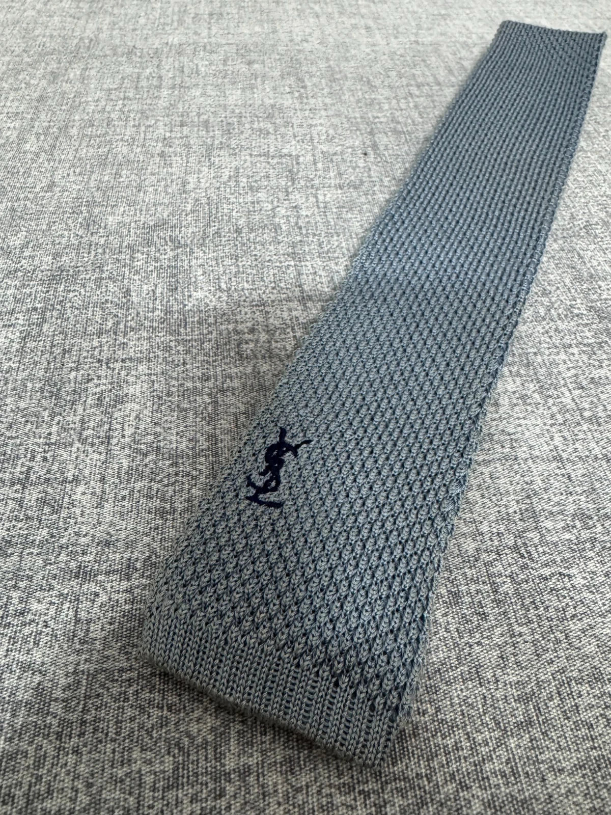 Cravatta Yves Saint Laurent Maglia Grigia 100% Cotone Made Italy