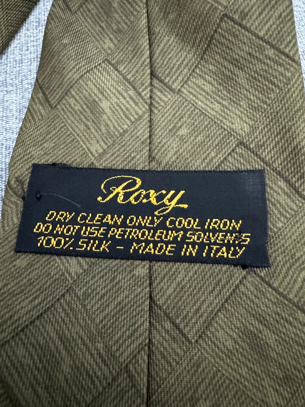 Cravatta Rossi Verde Oliva Geometrica 100% Seta Made in Italy (CR013)