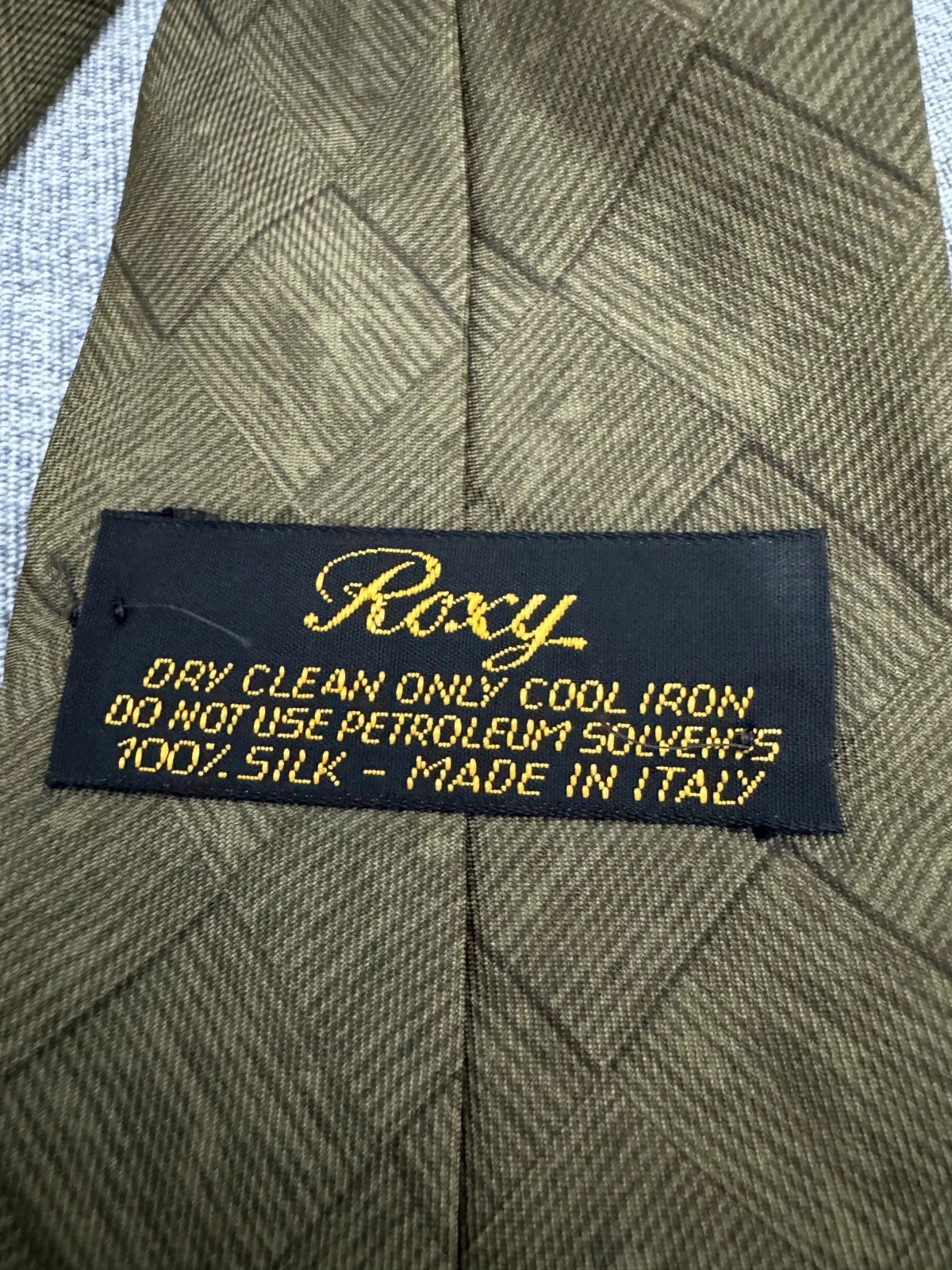 Cravatta Rossi Verde Oliva Geometrica 100% Seta Made in Italy (CR013)