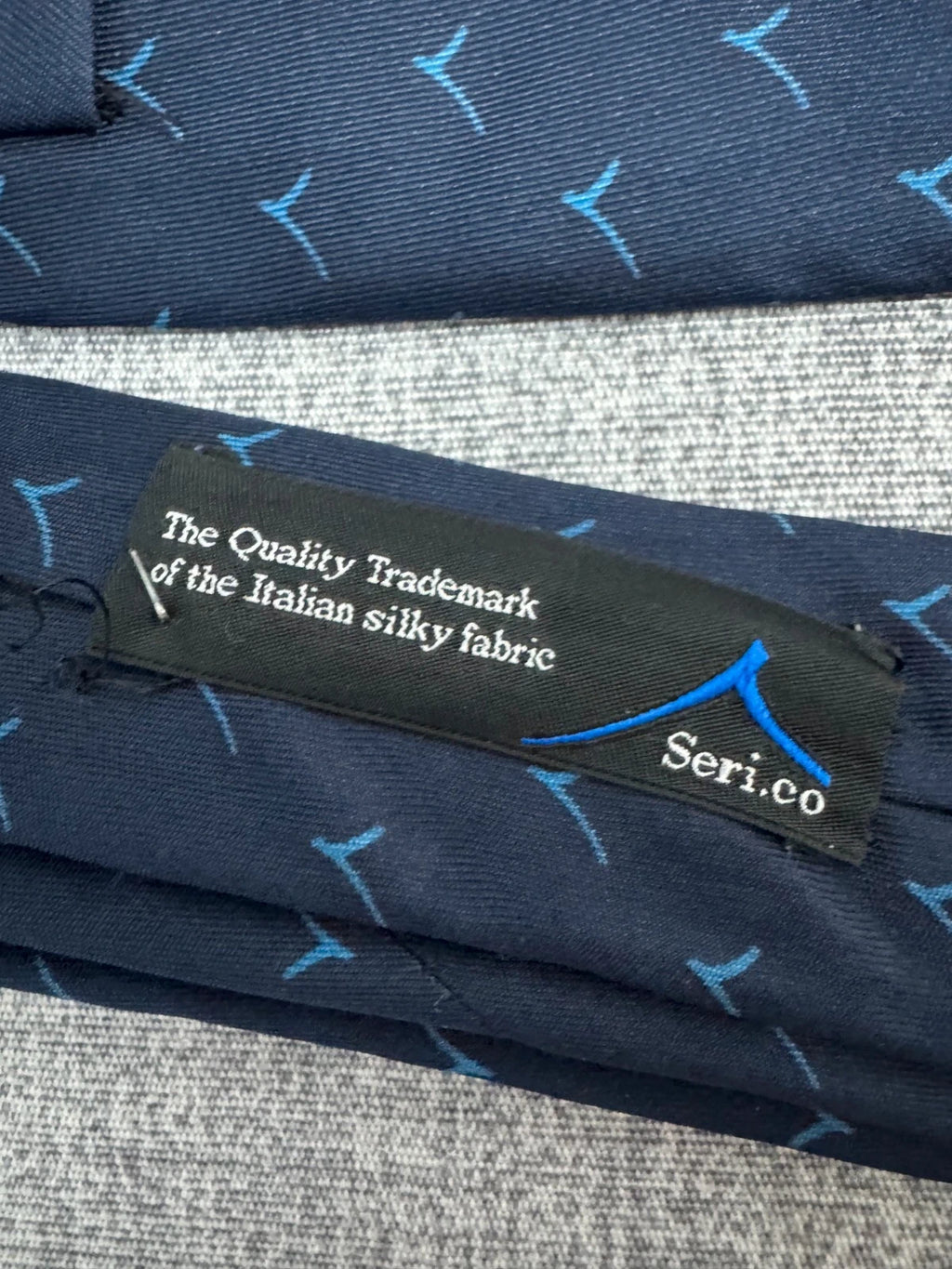 Cravatta Sergio Vintage Blu Navy Fantasia Geometrica Seta Made Italy (CR024)