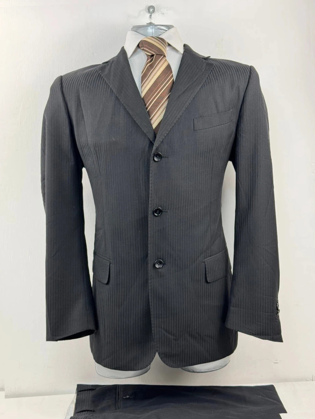 Completo Uomo Nero Gessato Cerruti super 130’s Tg 48 Sartoriale (AP48)