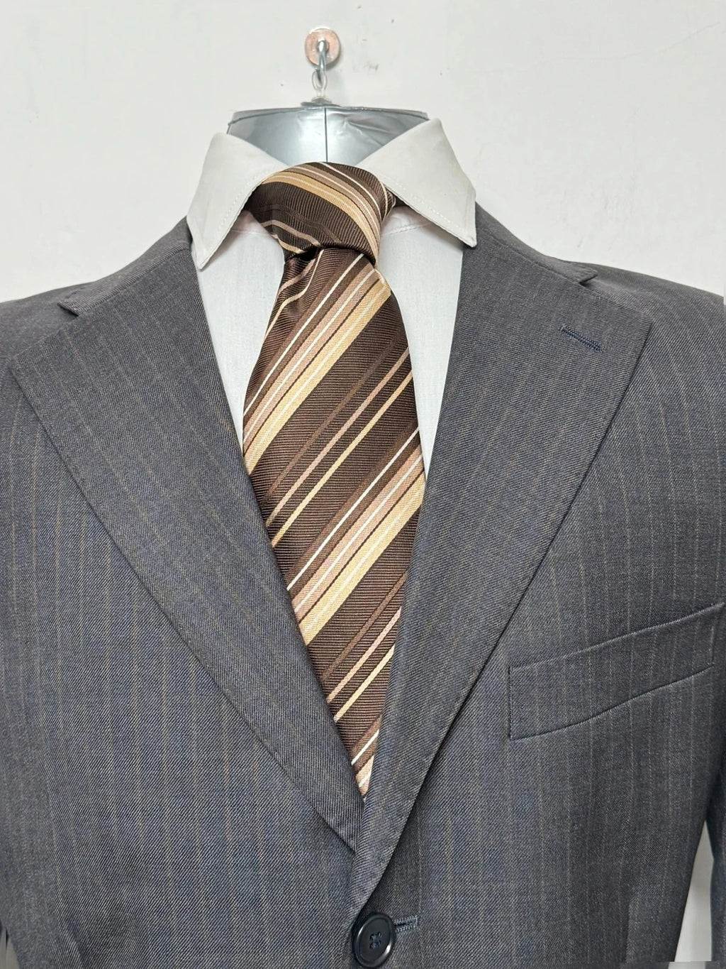 Completo Uomo gessato grigio lana Super 100’s elegante sartoriale (AP64)