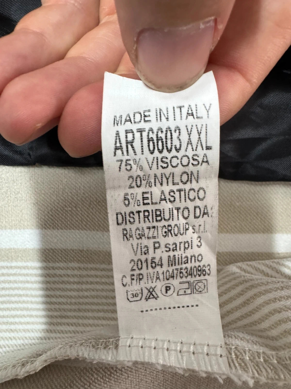 Titolo: Gilet Uomo Angewear Milano Beige Righe Elegante Made in Italy Tg XL (MP19)