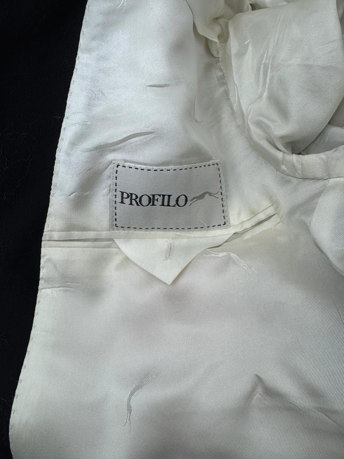 Completo uomo Profilo nero lana vergine tg 48 - TheNewElegance